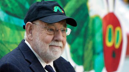 Eric Carle und seine „kleine Raupe Nimmersatt (Archivbild von 2009) 
