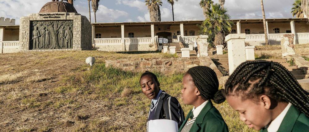 In Windhoek (Namibia) erinnert ein Mahnmal an die Opfer des deutschen Völkermords. 