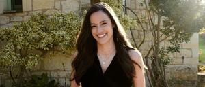 Irina Schlauch (30) sucht als Princess Charming die große Liebe auf Kreta.