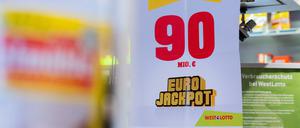 Ein Spieler aus Hessen hat am Freitag 90 Millionen Euro im Eurojackpot gewonnen.