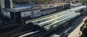 Der Bahnhof Spandau soll um zwei Gleise wachsen.