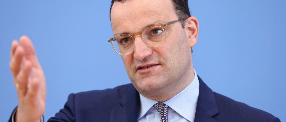 Die Vergütungen für die Tests sollen sinken, sagt Bundesgesundheitsminister Jens Spahn.