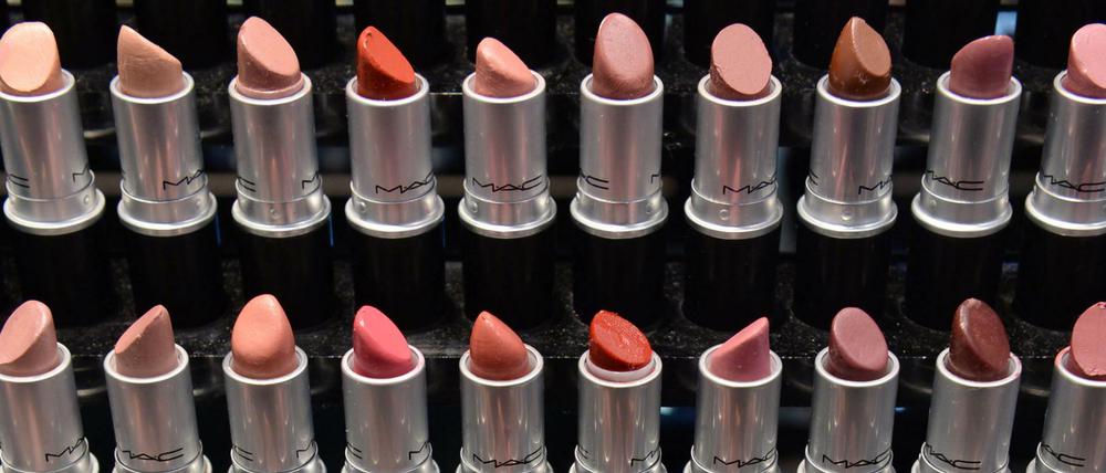 Individualität für alle. Influencerinnen empfehlen auch gerne Lippenstifte.