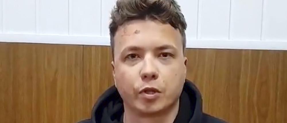 Nach der Videobotschaft wurde nun ein Fernsehinterview mit Roman Protassewitsch ausgestrahlt. Offensichtlich unter Zwang.