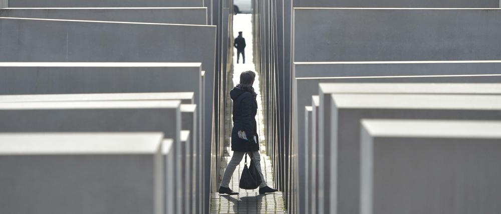 An die Vernichtung der europäischen Jüdinnen und Juden erinnert zentral in Berlin das Holocaust-Mahnmal. Doch auch 77 Jahre nach Ende der Naziherrschaft haben noch Opfergruppen keinen Platz im offiziellen deutschen Gedenken.