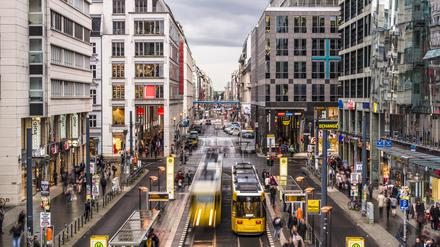 Verkehrskollaps oder Verkehrswende? In Städten wie Berlin lässt sich beobachten, wo Mobilität an ihre Grenzen stößt - und welche Auswege es aus der Sackgasse gibt.