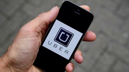 Uber macht den Taxis Konkurrenz.