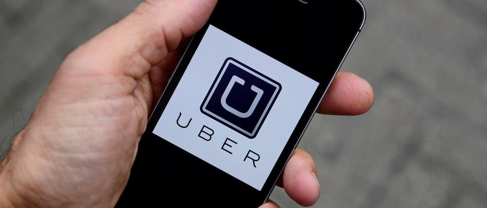 Uber macht den Taxis Konkurrenz.