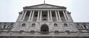 Zum ersten mal in der Pandemie hob die britische Notenbank ihren Leitzins an.