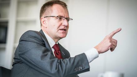 Harter Kurs gegen Antisemiten. Die Behörde von Generalbundesanwalt Peter Frank hat fanatische Judenhasser der "Goyim Partei" angeklagt 