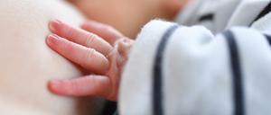Zu wenig Babys: Der Rentenversicherung geht der Nachwuchs aus. 