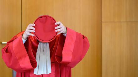 Schon mehrfach hat das Bundesverfassungsgericht europäische Integrationsschritte überprüfen müssen - nun auch den EU-Coronafonds.