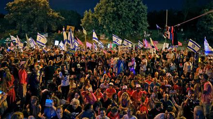 Zlreiche Menschen in Israel bejubelten die neue Koalition.