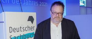 14.06.2021, Berlin: Der Autor Jürgen Kaube ist mit seinem Buch "Hegels Welt" Preisträger des Deutschen Sachbuchpreises 2021, der im Humboldt Forum verliehen wurde.