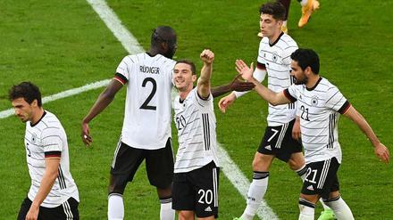 Spaß am Fußball? Ist möglich und nicht verboten.