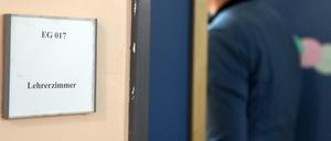 Lehrkräfte sind Mangelware. Berlin verliert Nachwuchskräfte an Brandenburg, weil dort verbeamtet wird. 