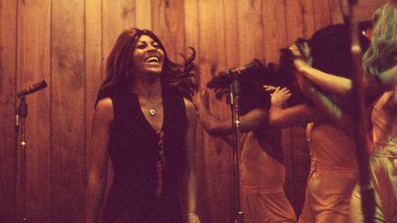 Tina Turner und die Ikettes im Jahr 1973.