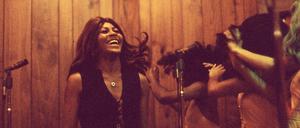 Tina Turner und die Ikettes im Jahr 1973.