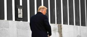 Trump kündigt einen Besuch an der Südgrenze der USA an. Es wird nicht sein erster sein - im Januar war er auch schon da, um sich die "sicherste" Grenze anzuschauen.