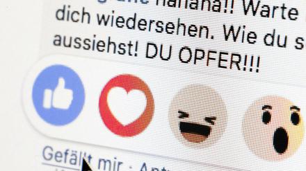 Hauptsache persönlich - und am besten auf Distanz: Soziale Medien erleichtern feindselige Äußerungen ungemein.