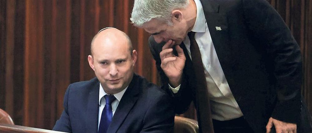 Der Neue. Naftali Bennett (li.) ist Israels neuer Premier.