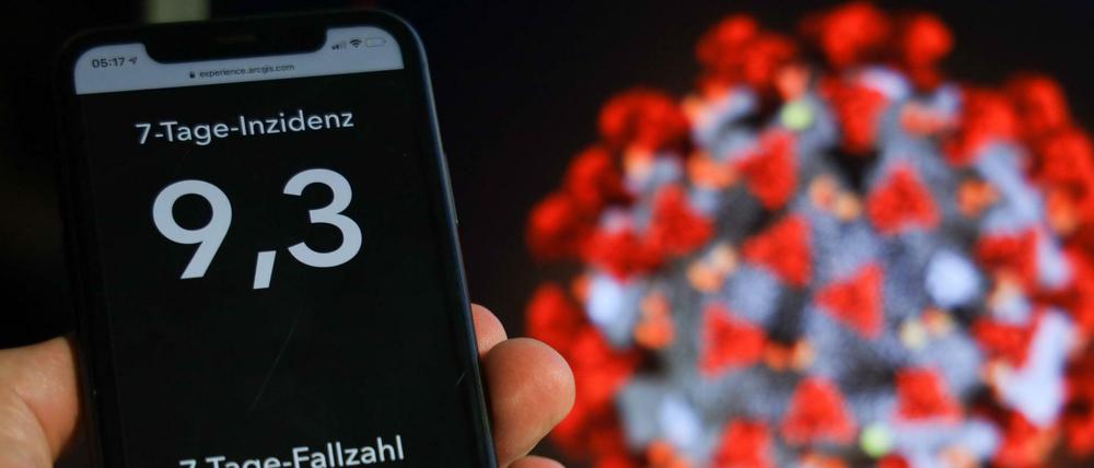 Die bundesweite Sieben-Tage-Inzidenz sinkt unter 10.
