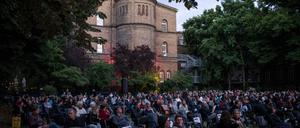 Ungewohnte Berlinale-Perspektiven im Freiluftkino Kreuzberg. Festival und Publikum entdecken die Stadt neu.