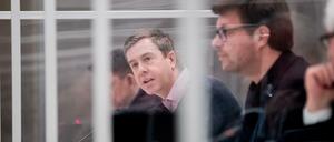 Stefan Evers (l), Parlamentarischer Geschäftsführer der CDU-Fraktion und Obmann im Untersuchungsausschuss zur Diese eG.