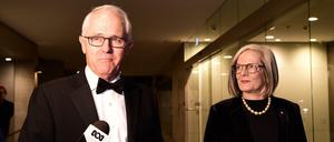 Ex-Premier Malcolm Turnbull mit seiner Frau Lucy. Sie darf mit zum Ball, aber nicht Mitglied werden. Seine Tochter Daisy ist darüber empört. 