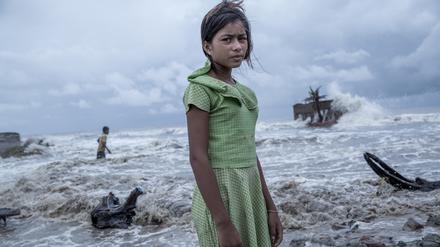 Supratim Bhattacharjee fotografierte die elfjährige Pallavi in Indien, wo ein Zyklon das Hab und Gut der Familie ins Meer riss. Das Bild ist das Unicef-Foto des Jahres 2021. 