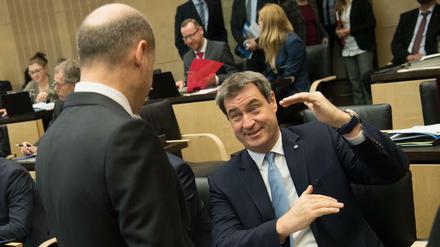 So hoch ist der Benzinpreis: Markus Söder wusste es als einziger auf Anhieb, mit Hilfe.