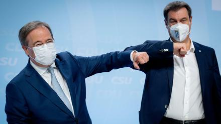 CDU-Chef Armin Laschet (l.) und CSU-Chef Markus Söder demonstrieren Geschlossenheit.