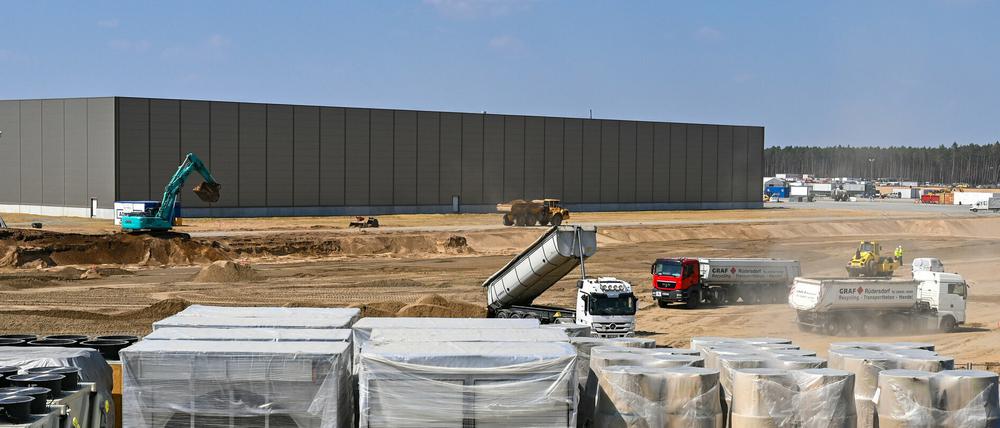 Vorläufig erlaubt: Tesla geht auf Risiko beim Bau seiner Gigafactory.
