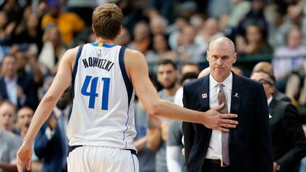 Ende einer Ära. Dirk Nowitzki hat seine Karriere vor zwei Jahren beendet, nun verlässt Rick Carlisle die Mavericks. 