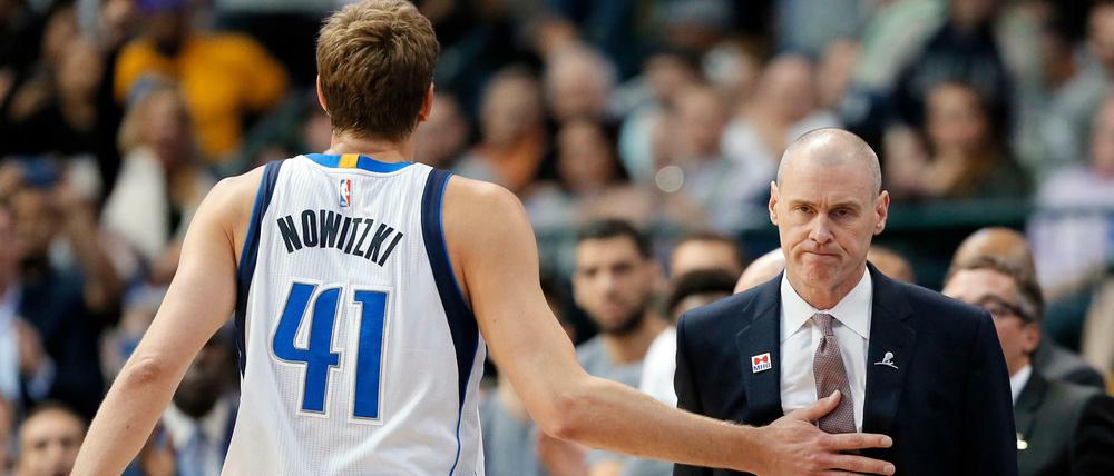 Ende einer Ära. Dirk Nowitzki hat seine Karriere vor zwei Jahren beendet, nun verlässt Rick Carlisle die Mavericks. 