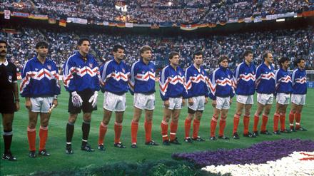 Bei der WM 1990 in Italien begeisterte die jugoslawische Mannschaft noch, zwei Jahre später was sie Geschichte.