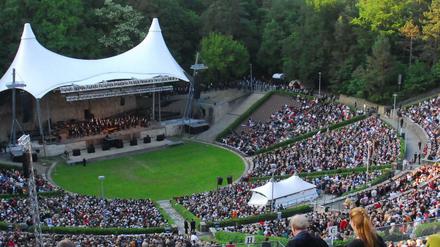 Kult seit 1984. Das Oüpen-Air-Konzert der Berliner Philharmoniker in der Waldbühne findet diesmal mit weniger Zuschauern als Pilotprojekt statt. Hier eine Aufnahme von 2010.
