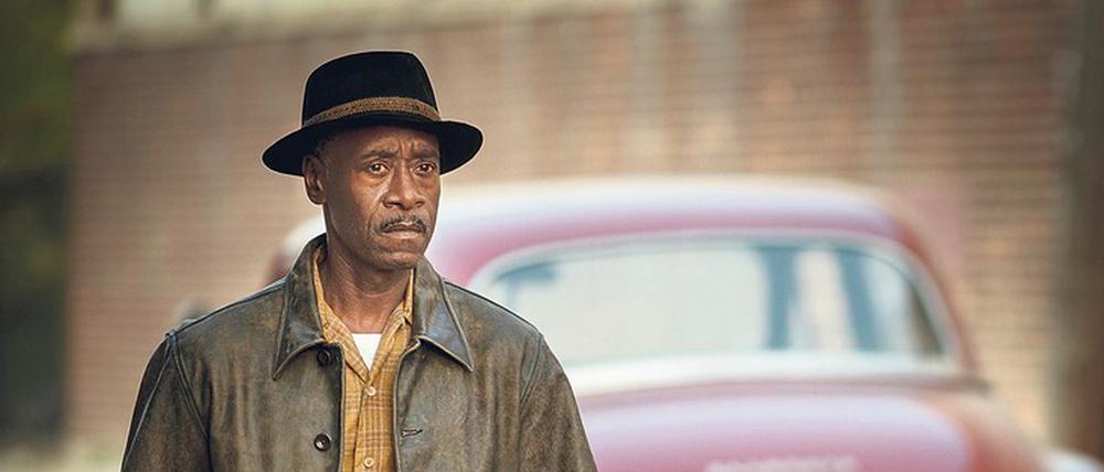 Stehaufmann Curt (Don Cheadle) will sich nicht von der Mafia reinlegen lassen. 