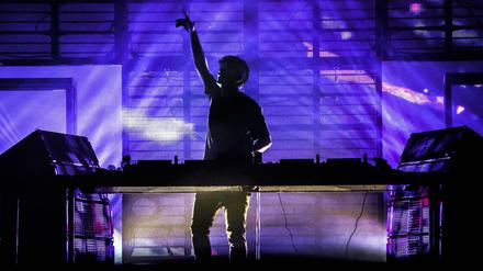 Der DJ Martin Garrix hat das offizielle Lied zur EM produziert.