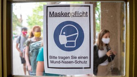 Berliner Schüler auf dem Weg zum Unterrricht.