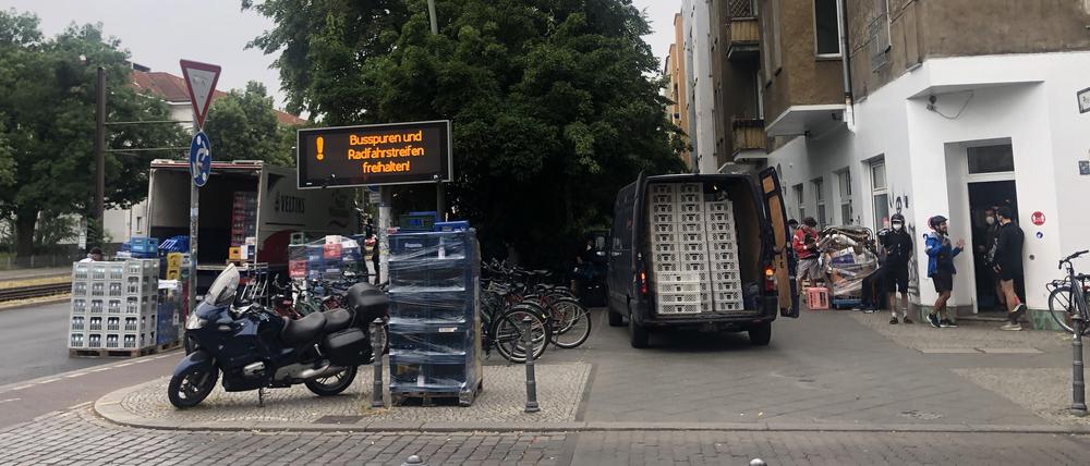 „Gorillas“ in der Prenzlauer Allee.