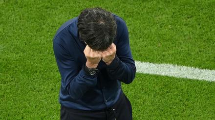 Bis zum zweiten Tor von Leon Goretzka musste Joachim Löw zittern.