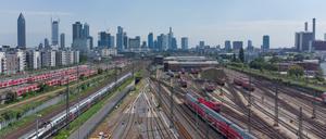 Täglich sollen mehr als 250 Züge mehr durch einen kilometerlangen Tunnel zum Frankfurter Hauptbahnhof gelangen.