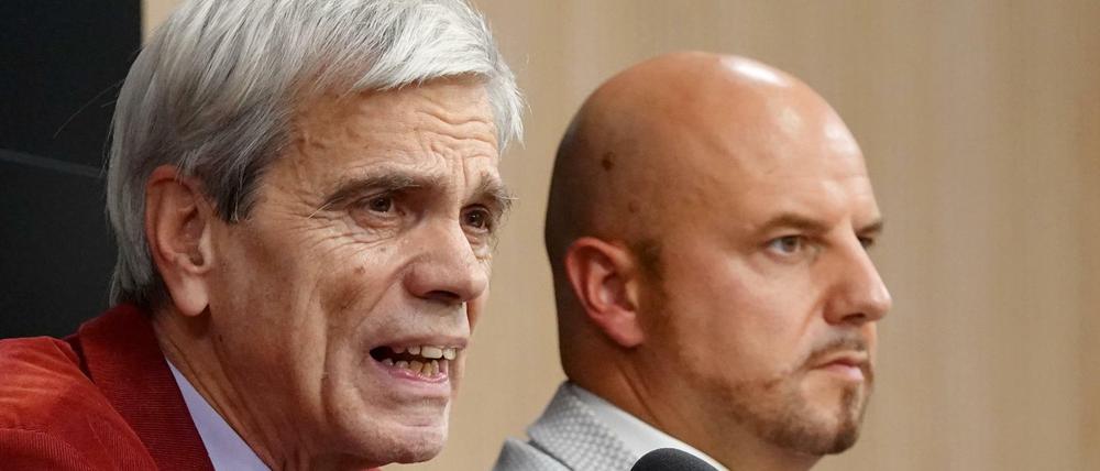 Stefan Räpple (rechts; hier mit Wolfgang Gedeon) war bis Ende April Mitglied des baden-württembergischen Landtags.