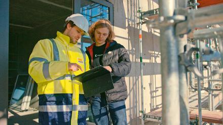 Die Software der Firma Koppla von Gründer Jerome Lange (r.) soll die Koordination auf Baustellen einfacher machen.
