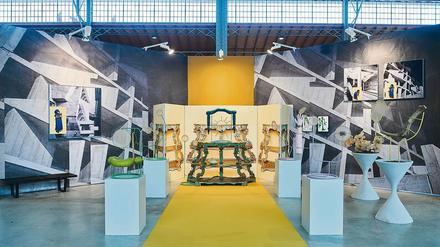 Messestand als Gesamtkunstwerk: Die Galerie Georg Kargl Fine Arts stellt Arbeiten der Künstlerin Jakob Lena Kebl aus.