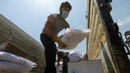 Fast jede Familie in Idlib ist auf Lebensmittellieferungen angewiesen.