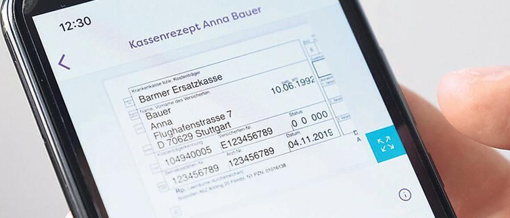 Schneller zur Arznei. Mit dem E-Rezept sollen den Patienten Wege erspart werden. In der Rezepte-App können auch Infos zur Verträglichkeit gespeichert werden.