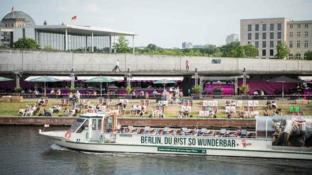 Widerstandsfähige Stadt. Trotz der Pandemie-Folgen blicken Jürgen Allerkamp und Ramona Pop positiv in die Zukunft: Es gebe Hoffnung auf einen Aufschwung. 