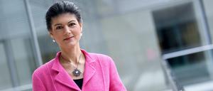 Mit ihrem Buch "Die Selbstgerechten" geht Sahra Wagenknecht einigen Parteifreunden zu weit: Sie wollen sie ausschließen.